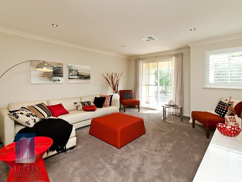 26 Mount Henry Road, Salter Point WA 6152