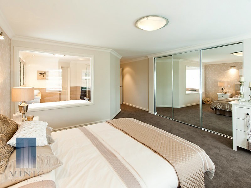 26 Mount Henry Road, Salter Point WA 6152