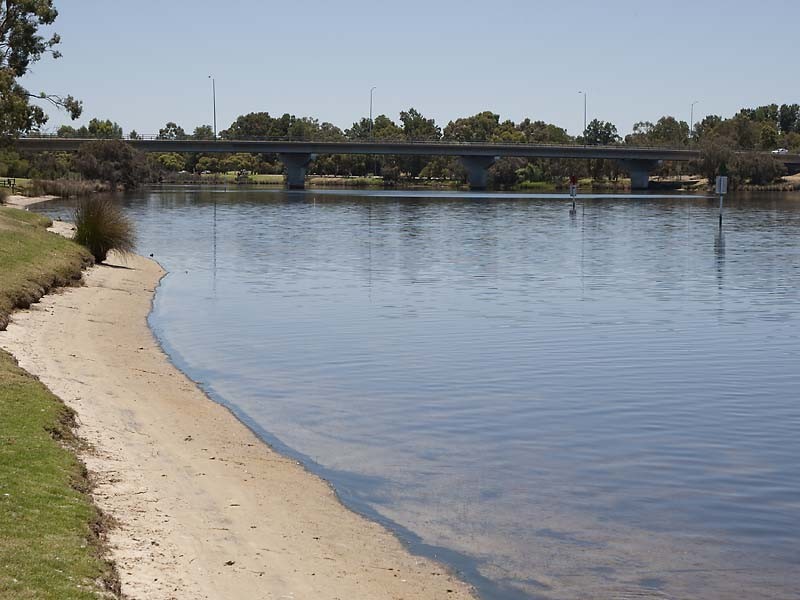 2 Rathbone Road, Riverton WA 6148