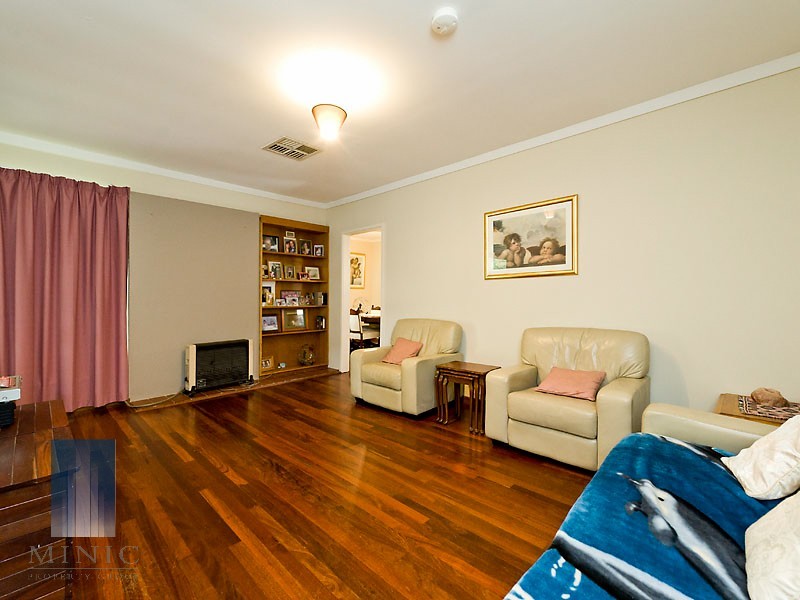 7 Opal Place, Riverton WA 6148
