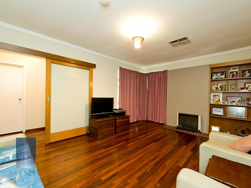 7 Opal Place, Riverton WA 6148