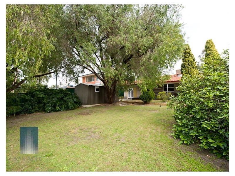 7 Opal Place, Riverton WA 6148