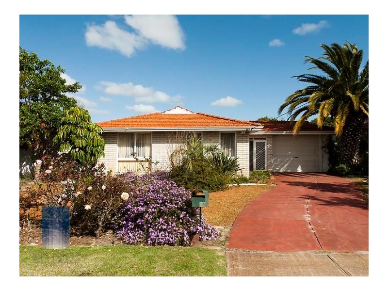 15 Barber Place, Riverton WA 6148