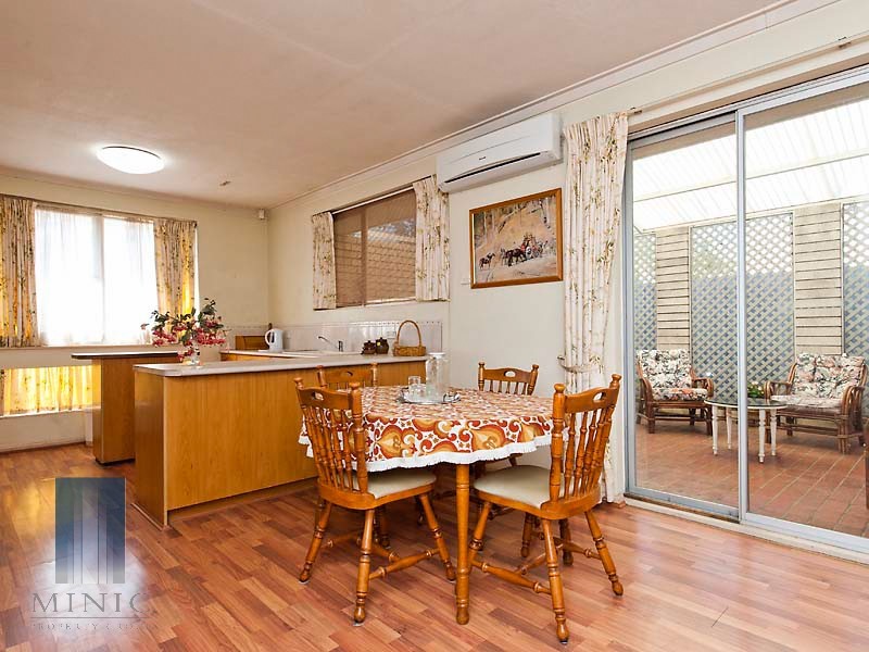 15 Barber Place, Riverton WA 6148