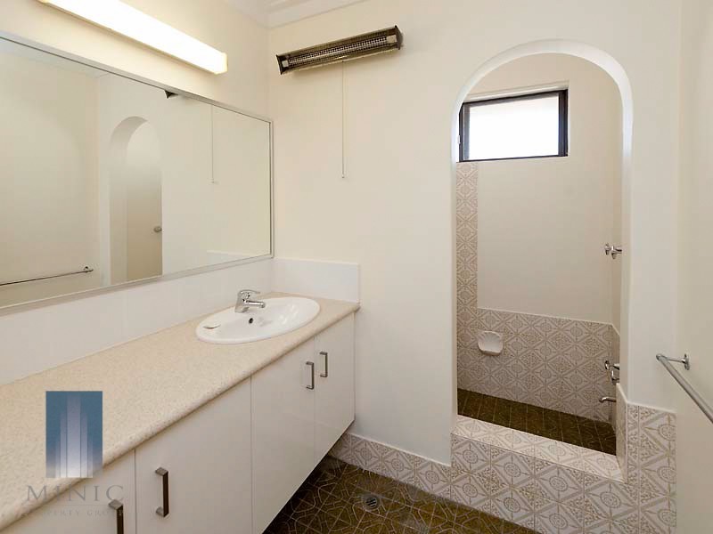 32 Woodmore Road, Langford WA 6147