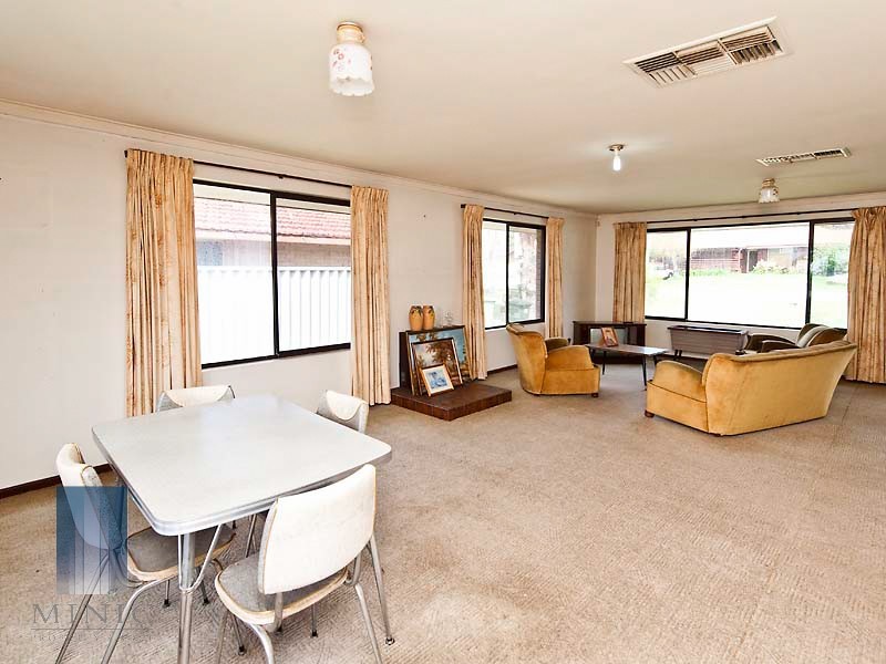 34 Riley Road, Riverton WA 6148