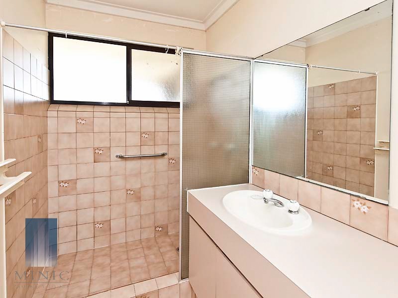 34 Riley Road, Riverton WA 6148