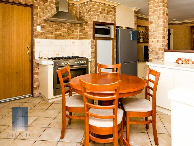 36 Riley Road, Riverton WA 6148