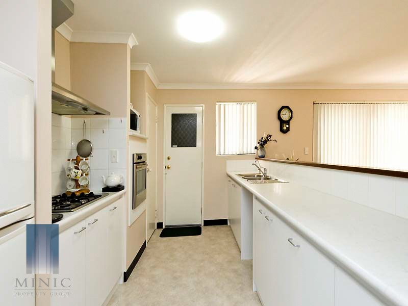 90 Barbican Street East, Shelley WA 6148