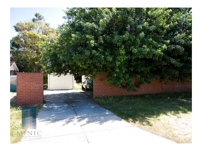 11 Hooson Way, Wilson WA 6107