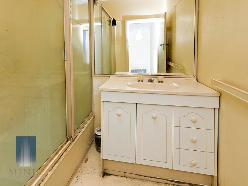 11 Hooson Way, Wilson WA 6107