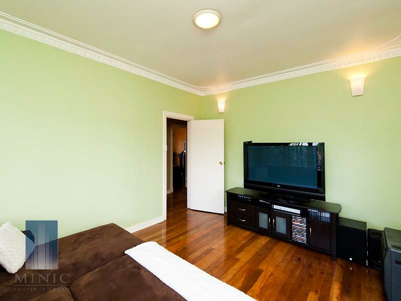 1/65 Walpole Street, St James WA 6102