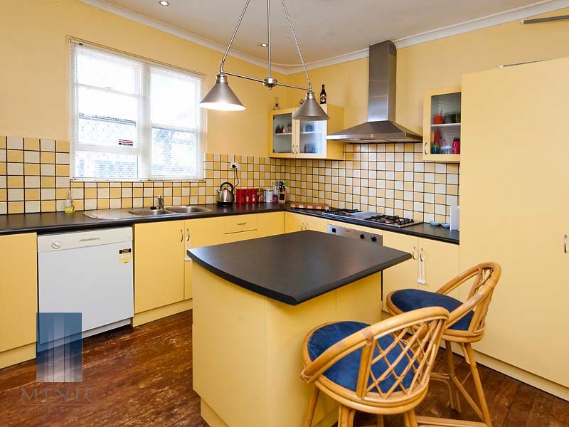 1/65 Walpole Street, St James WA 6102