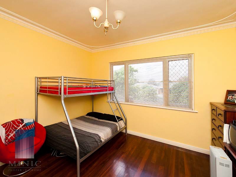 1/65 Walpole Street, St James WA 6102