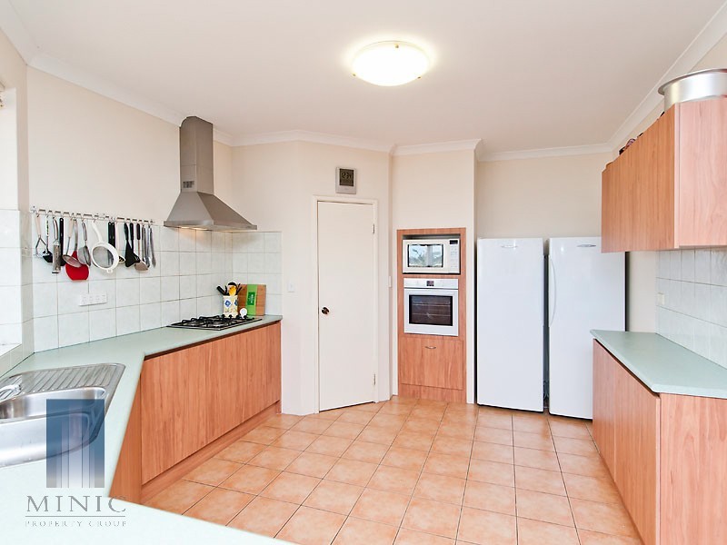 66 Willespie Drive, Pearsall WA 6065