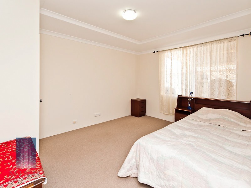 66 Willespie Drive, Pearsall WA 6065