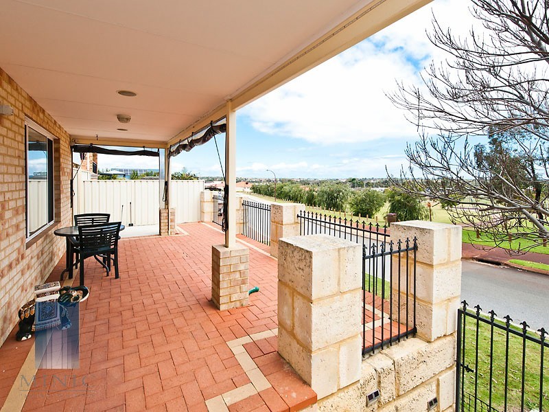 66 Willespie Drive, Pearsall WA 6065