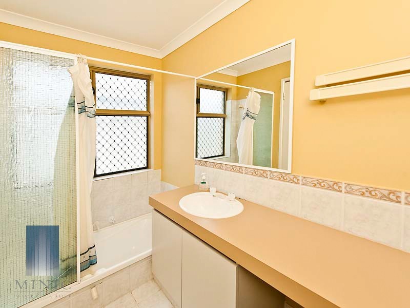 41 Gochean Avenue, Bentley WA 6102
