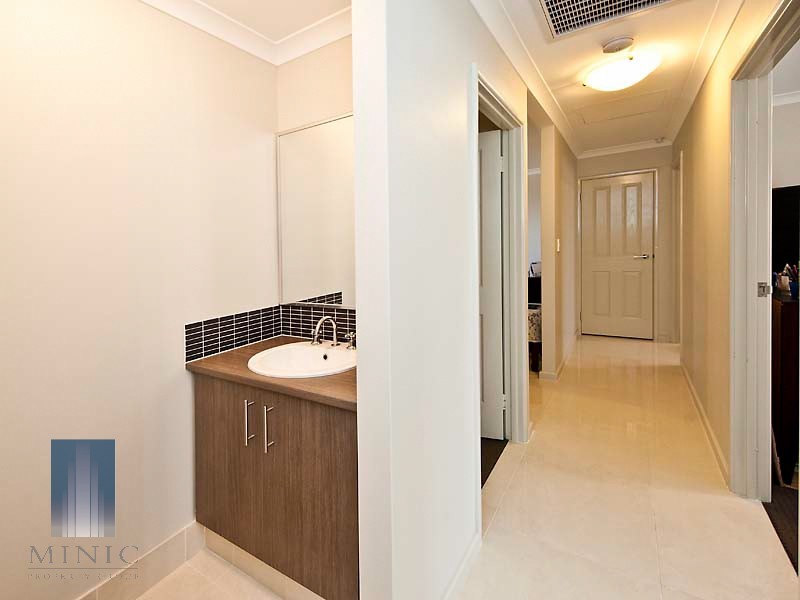 198 Manning Road, Wilson WA 6107