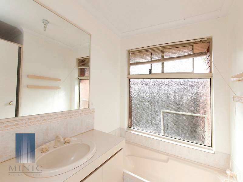 77 Bungaree Road, Wilson WA 6107