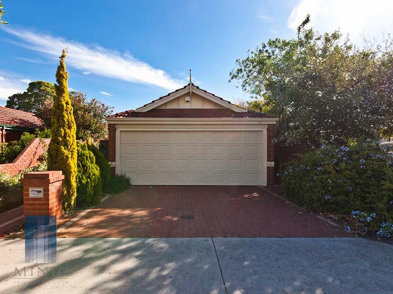 77 Bungaree Road, Wilson WA 6107