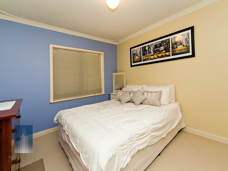 38 Wavel Avenue, Riverton WA 6148