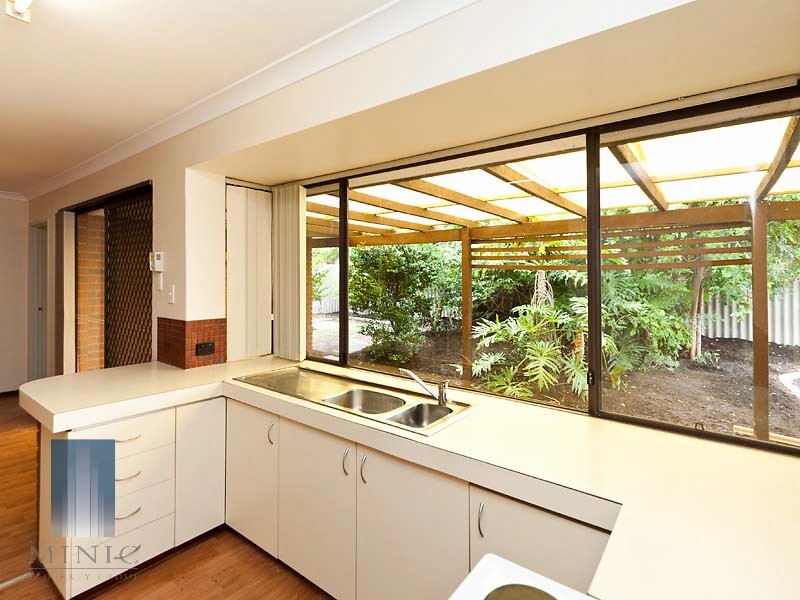 3 Verdon Place, Riverton WA 6148