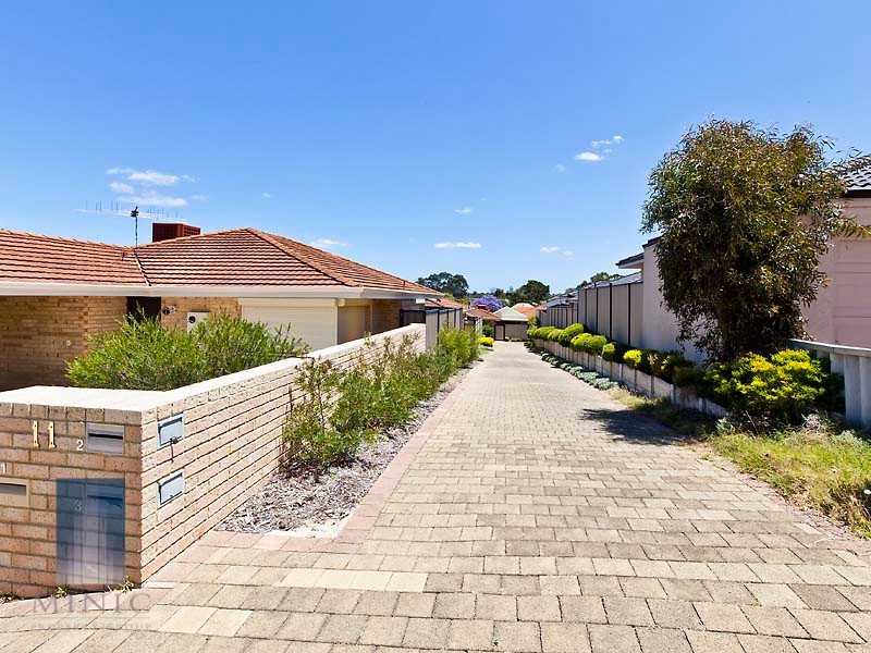 2/11 Duke Street, Bentley WA 6102