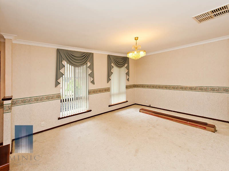 4 Saffron Court, Riverton WA 6148