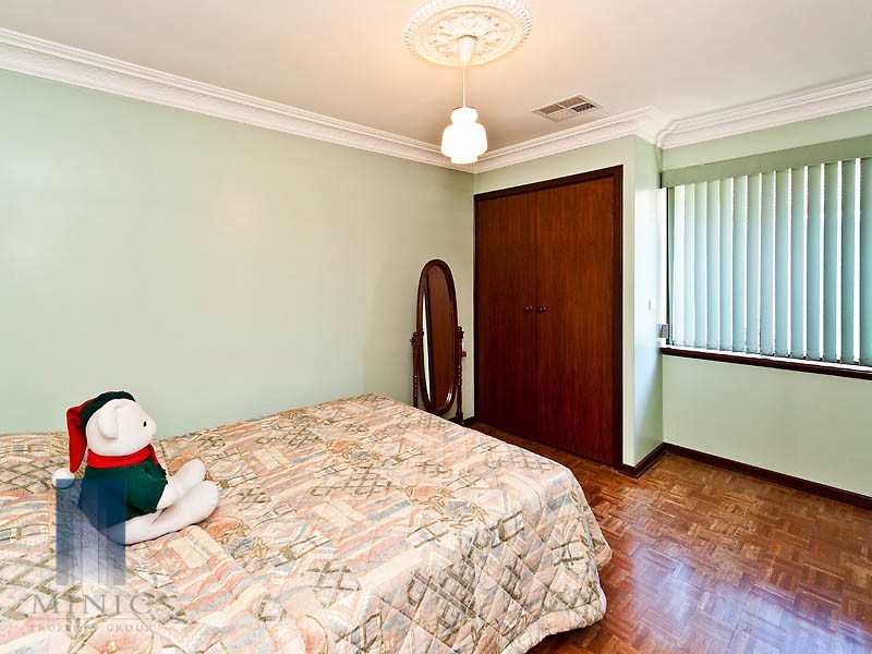 7 Dauphin Place, Willetton WA 6155
