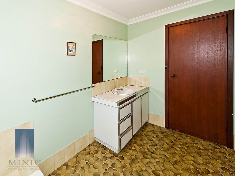 7 Dauphin Place, Willetton WA 6155