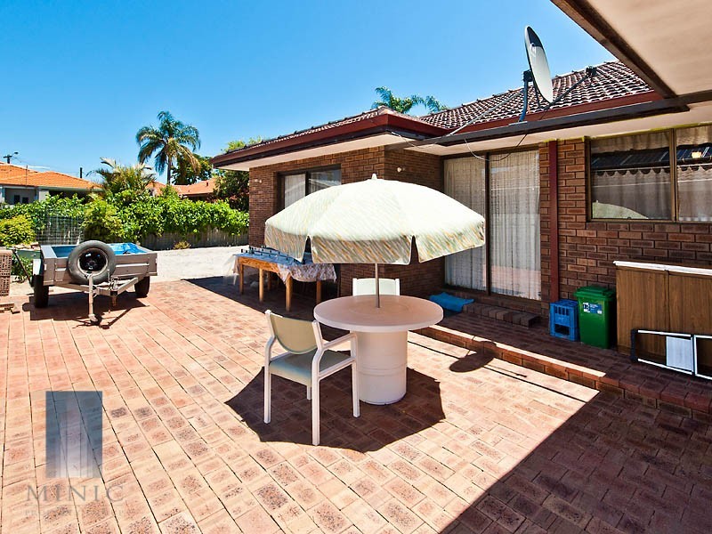 7 Dauphin Place, Willetton WA 6155