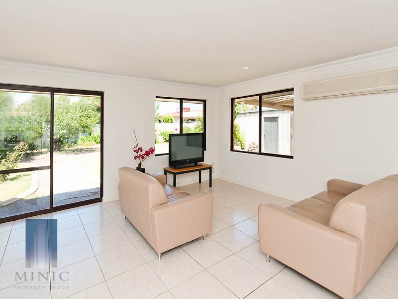 26 Mirrelia Way, Riverton WA 6148