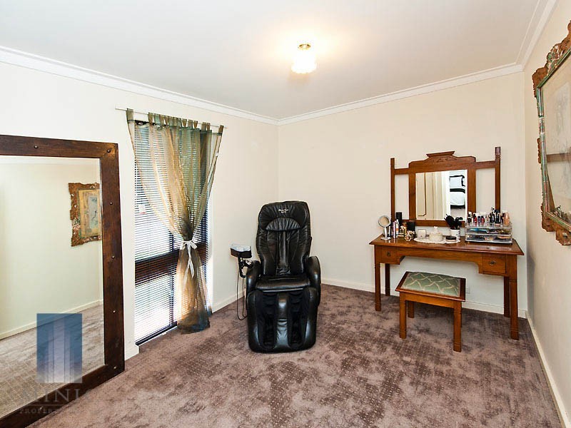 19 More Crescent, Bull Creek WA 6149