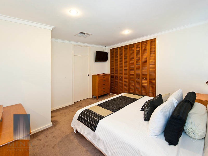 19 More Crescent, Bull Creek WA 6149