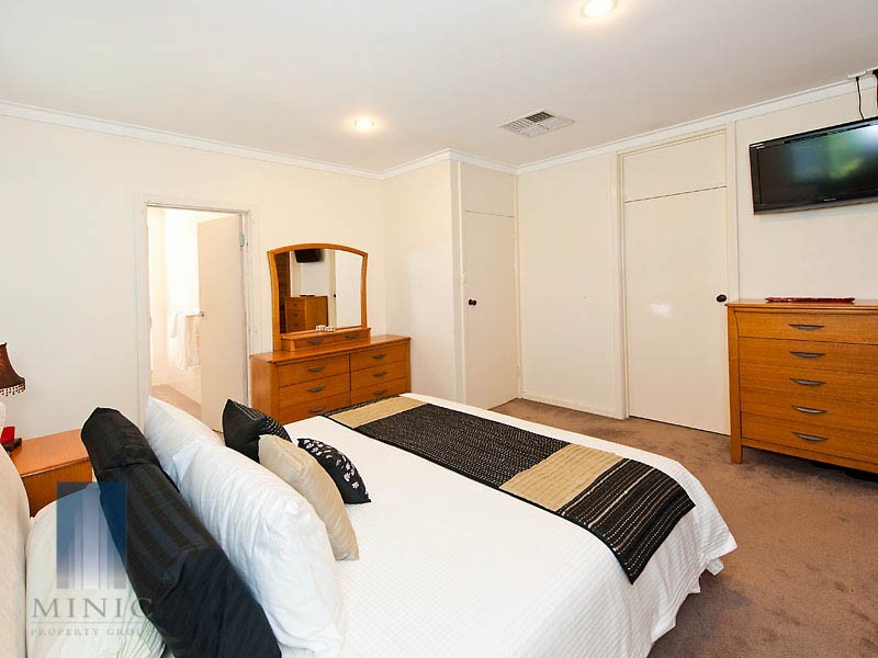 19 More Crescent, Bull Creek WA 6149