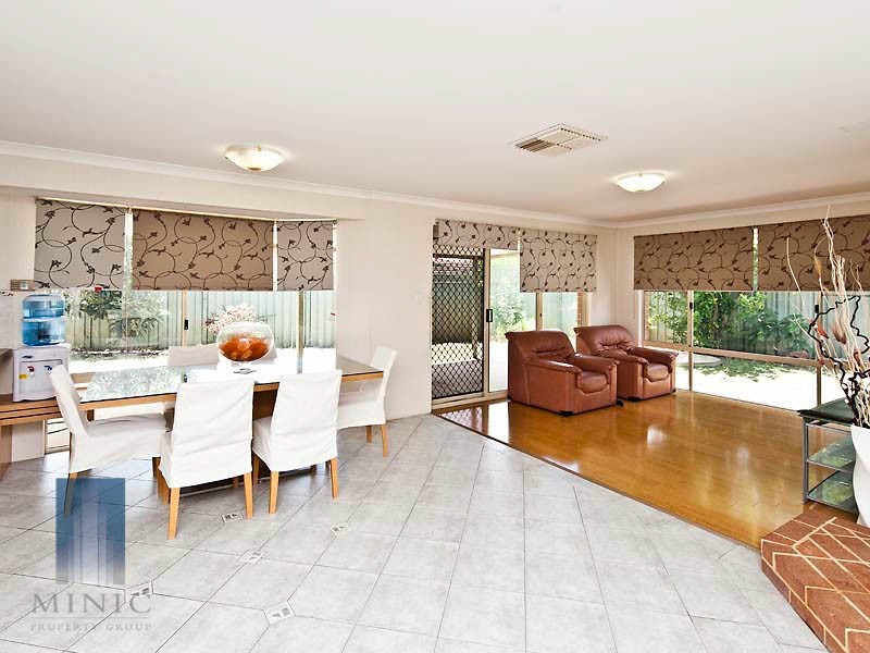 6 Bree Close, Atwell WA 6164
