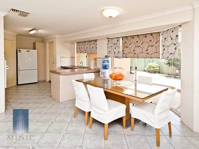 6 Bree Close, Atwell WA 6164