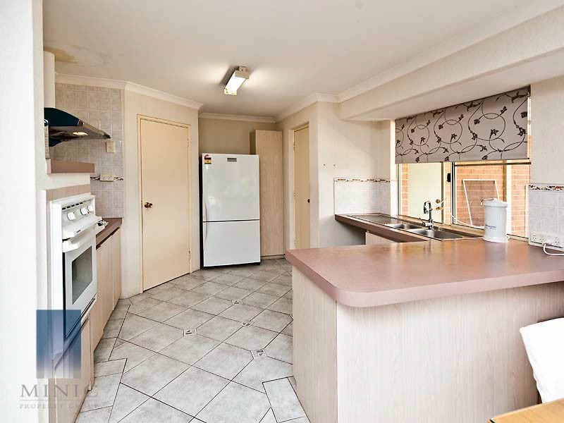 6 Bree Close, Atwell WA 6164