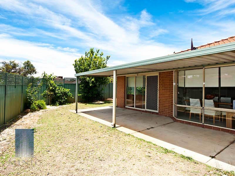 6 Bree Close, Atwell WA 6164