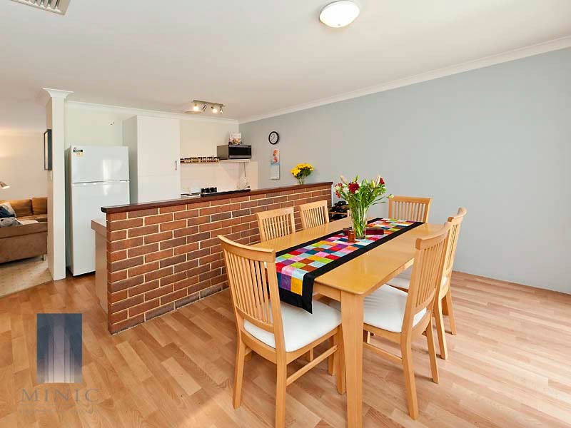 9/9 Dewey Street, Shelley WA 6148