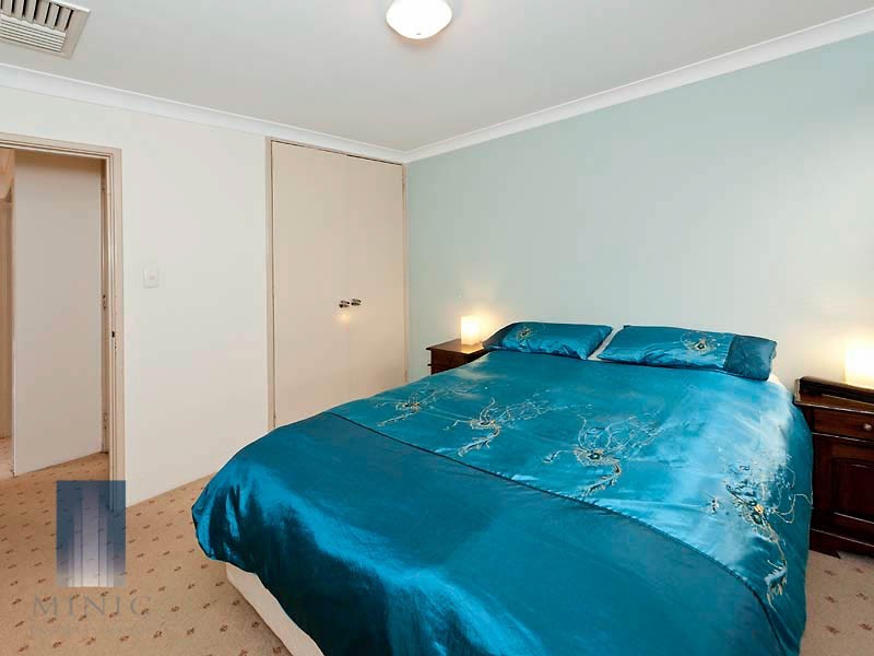 9/9 Dewey Street, Shelley WA 6148