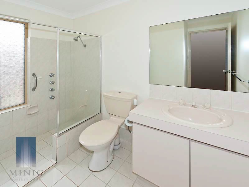 9/9 Dewey Street, Shelley WA 6148