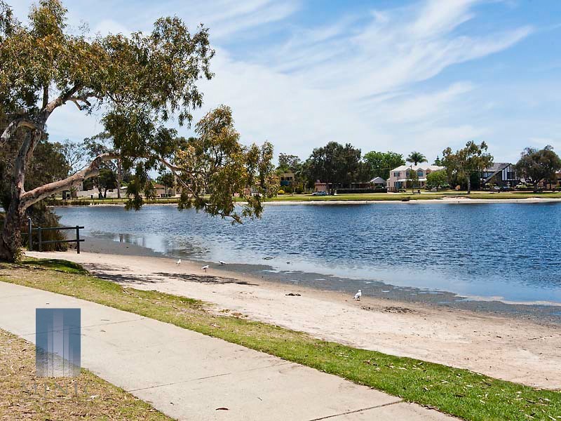 9/9 Dewey Street, Shelley WA 6148