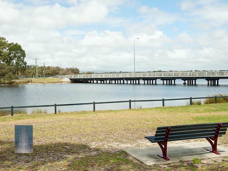 9/9 Dewey Street, Shelley WA 6148