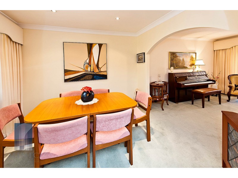 12 Bow Street, Wilson WA 6107