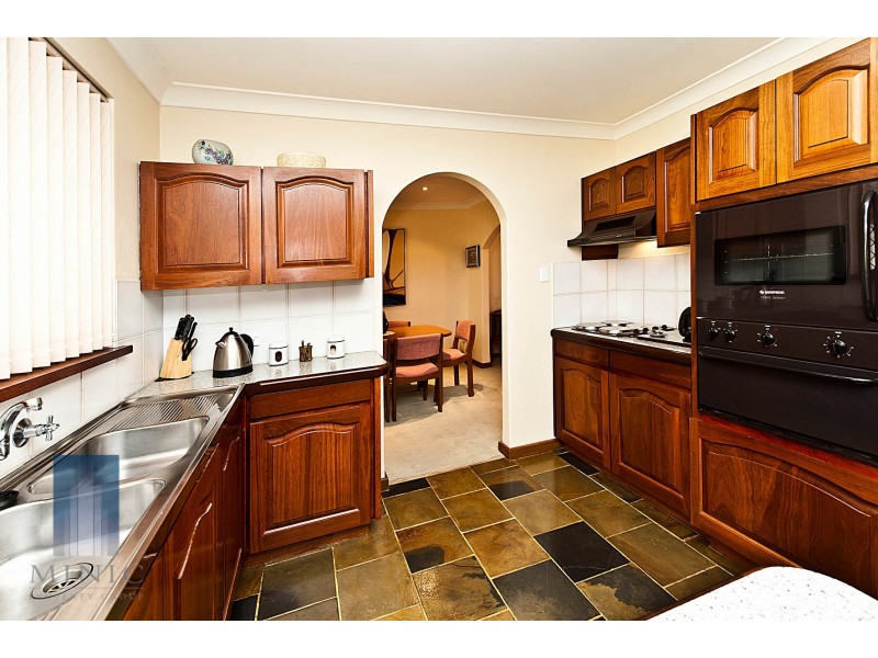 12 Bow Street, Wilson WA 6107