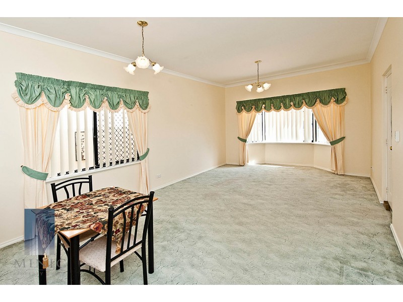 12 Bow Street, Wilson WA 6107