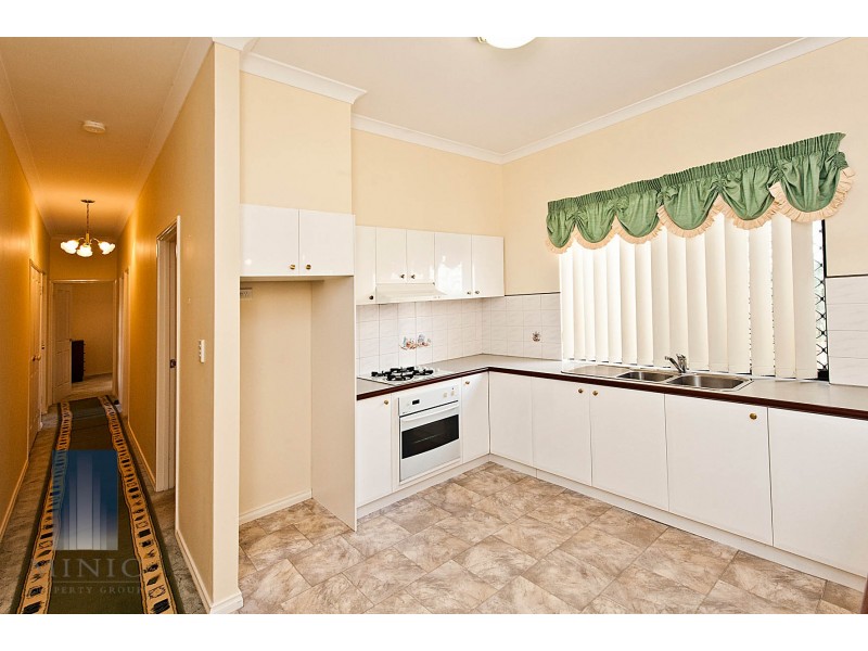 12 Bow Street, Wilson WA 6107