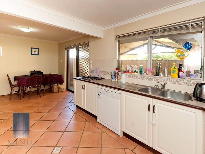 20 Langham Garden, Wilson WA 6107